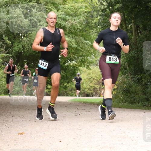 30.08.2026 - Elbe Triathlon Hamburg Antke Förster http://msf.ph/oto/10102609 30.08.2026 11:31:29 Laufen 1313, 813 meine-sportfotos.de