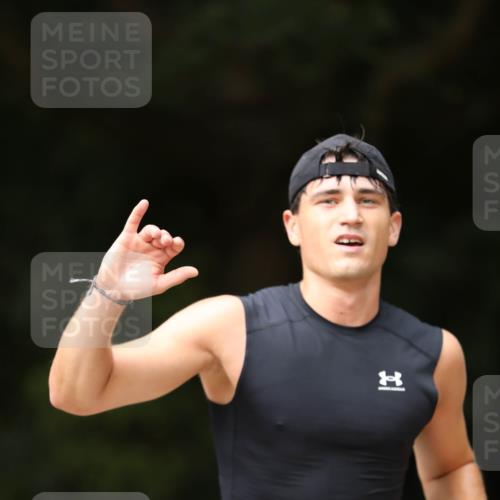 30.08.2026 - Elbe Triathlon Hamburg Antke Förster http://msf.ph/oto/10102630 30.08.2026 11:28:06 Laufen  meine-sportfotos.de