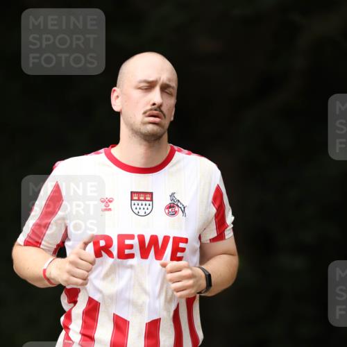 30.08.2026 - Elbe Triathlon Hamburg Antke Förster http://msf.ph/oto/10102668 30.08.2026 11:28:27 Laufen 1018 meine-sportfotos.de