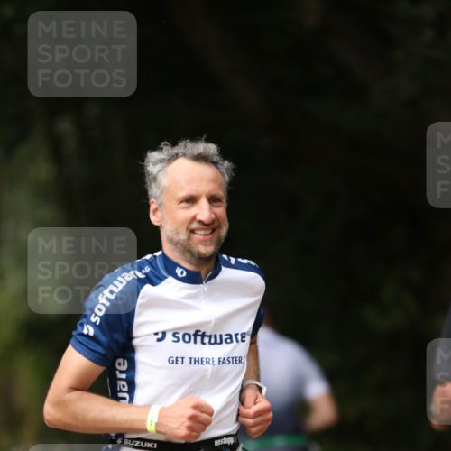 30.08.2026 - Elbe Triathlon Hamburg Antke Förster http://msf.ph/oto/10102702 30.08.2026 11:29:09 Laufen  meine-sportfotos.de