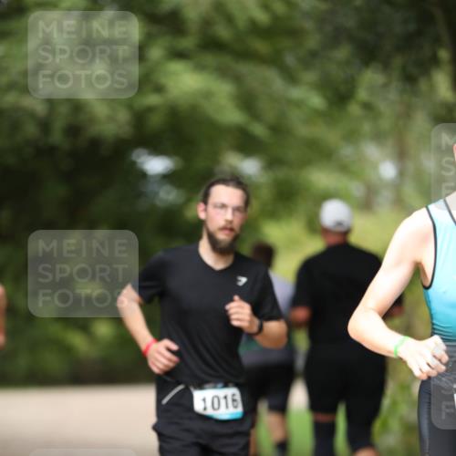 30.08.2026 - Elbe Triathlon Hamburg Antke Förster http://msf.ph/oto/10102710 30.08.2026 11:29:12 Laufen 1016 meine-sportfotos.de