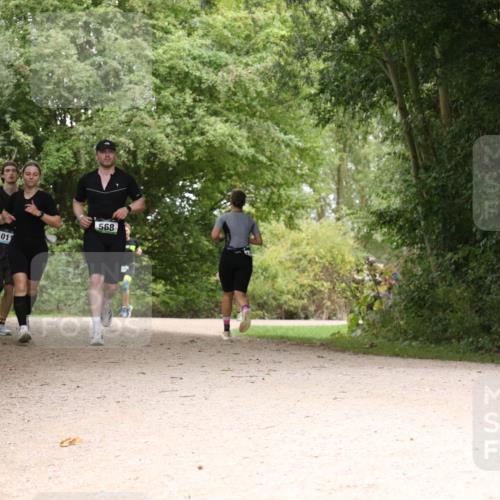 30.08.2026 - Elbe Triathlon Hamburg Antke Förster http://msf.ph/oto/10102763 30.08.2026 11:34:12 Laufen 1011, 568 meine-sportfotos.de