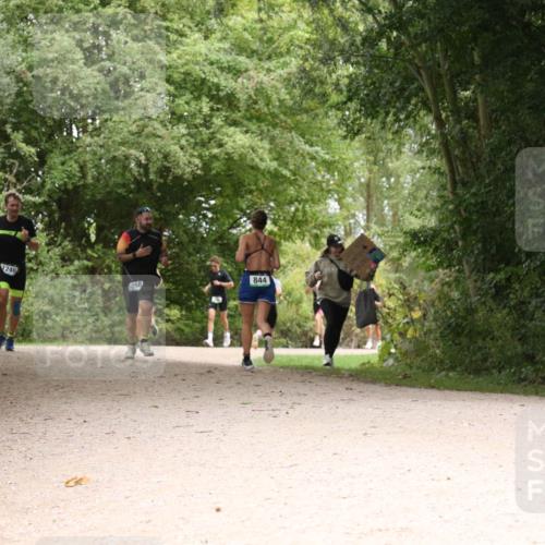 30.08.2026 - Elbe Triathlon Hamburg Antke Förster http://msf.ph/oto/10102773 30.08.2026 11:34:17 Laufen 246, 050, 844 meine-sportfotos.de