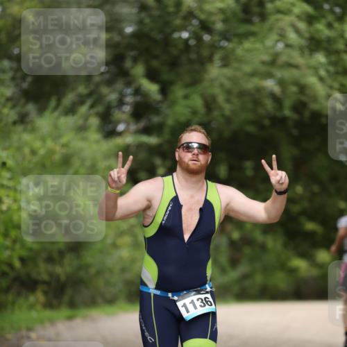 30.08.2026 - Elbe Triathlon Hamburg Antke Förster http://msf.ph/oto/10102846 30.08.2026 11:30:40 Laufen 1136 meine-sportfotos.de