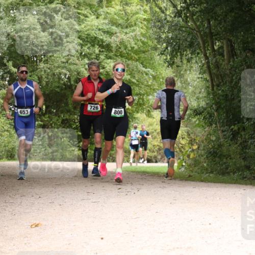 30.08.2026 - Elbe Triathlon Hamburg Antke Förster http://msf.ph/oto/10102863 30.08.2026 11:35:10 Laufen 726, 653, 800 meine-sportfotos.de
