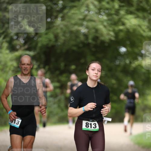 30.08.2026 - Elbe Triathlon Hamburg Antke Förster http://msf.ph/oto/10102914 30.08.2026 11:31:28 Laufen 13, 813 meine-sportfotos.de