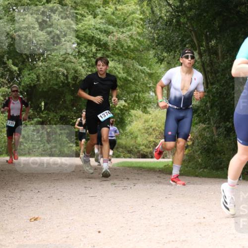 30.08.2026 - Elbe Triathlon Hamburg Antke Förster http://msf.ph/oto/10102923 30.08.2026 11:35:50 Laufen 1335, 1374, 915 meine-sportfotos.de