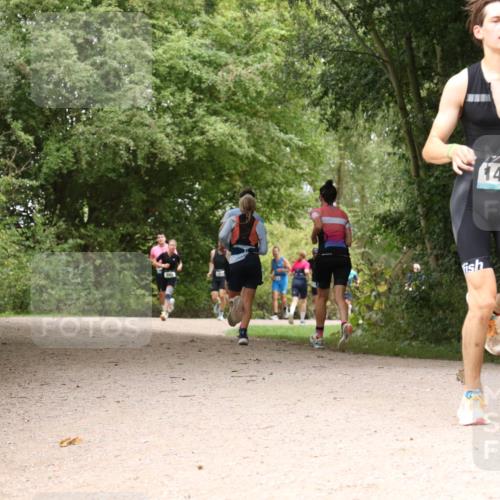 30.08.2026 - Elbe Triathlon Hamburg Antke Förster http://msf.ph/oto/10102937 30.08.2026 11:35:57 Laufen 1440 meine-sportfotos.de