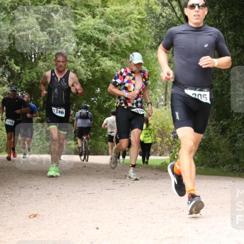 30.08.2026 - Elbe Triathlon Hamburg Antke Förster http://msf.ph/oto/10103007 30.08.2026 11:36:38 Laufen 1256, 1346, 205 meine-sportfotos.de
