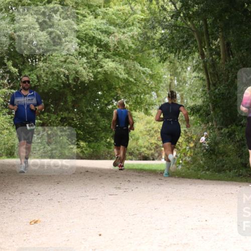 30.08.2026 - Elbe Triathlon Hamburg Antke Förster http://msf.ph/oto/10103035 30.08.2026 11:36:57 Laufen 99 meine-sportfotos.de