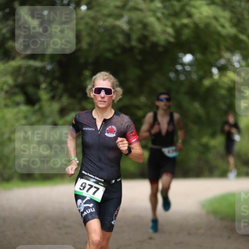 30.08.2026 - Elbe Triathlon Hamburg Antke Förster http://msf.ph/oto/10103058 30.08.2026 11:34:00 Laufen 977 meine-sportfotos.de