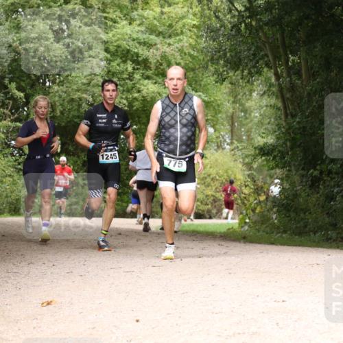 30.08.2026 - Elbe Triathlon Hamburg Antke Förster http://msf.ph/oto/10103125 30.08.2026 11:38:00 Laufen 1245, 775 meine-sportfotos.de
