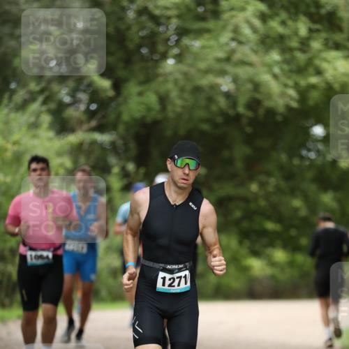 30.08.2026 - Elbe Triathlon Hamburg Antke Förster http://msf.ph/oto/10103252 30.08.2026 11:36:09 Laufen 1094, 2, 1271 meine-sportfotos.de