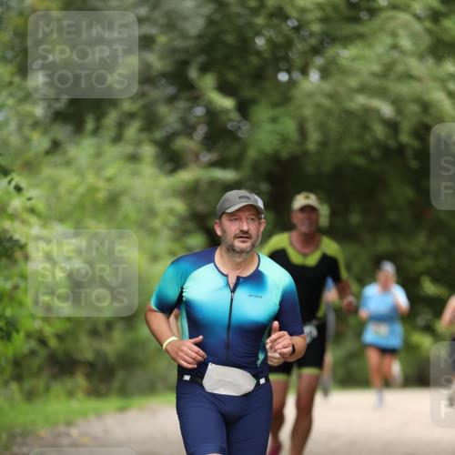 30.08.2026 - Elbe Triathlon Hamburg Antke Förster http://msf.ph/oto/10103270 30.08.2026 11:36:16 Laufen  meine-sportfotos.de