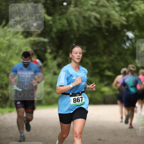 30.08.2026 - Elbe Triathlon Hamburg Antke Förster http://msf.ph/oto/10103280 30.08.2026 11:36:24 Laufen 867 meine-sportfotos.de