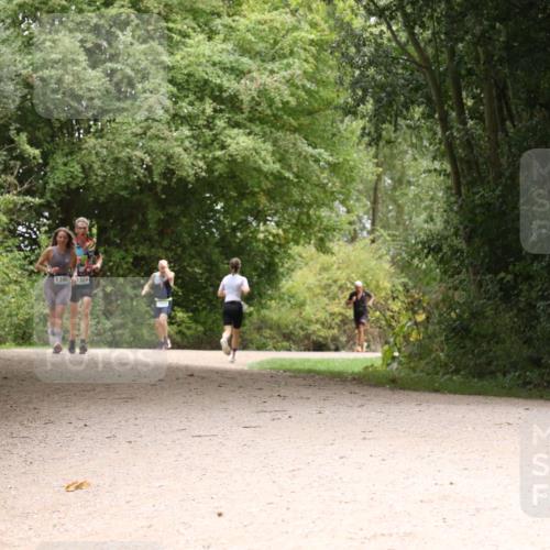 30.08.2026 - Elbe Triathlon Hamburg Antke Förster http://msf.ph/oto/10103329 30.08.2026 11:40:29 Laufen 1390, 1324, 80 meine-sportfotos.de
