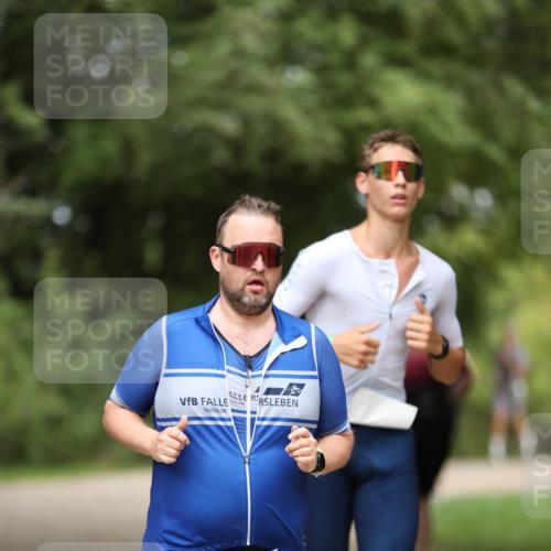 30.08.2026 - Elbe Triathlon Hamburg Antke Förster http://msf.ph/oto/10103346 30.08.2026 11:37:02 Laufen 665 meine-sportfotos.de