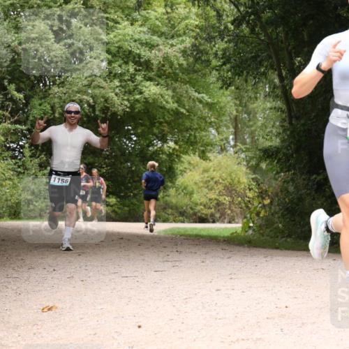30.08.2026 - Elbe Triathlon Hamburg Antke Förster http://msf.ph/oto/10103373 30.08.2026 11:40:53 Laufen 1156, 918 meine-sportfotos.de