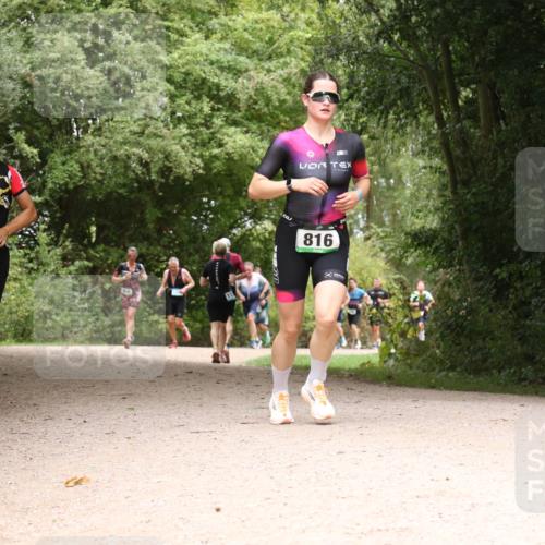 30.08.2026 - Elbe Triathlon Hamburg Antke Förster http://msf.ph/oto/10103391 30.08.2026 11:41:05 Laufen 2385, 816 meine-sportfotos.de