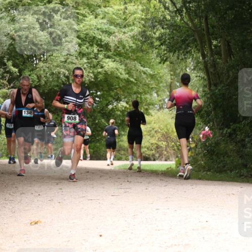 30.08.2026 - Elbe Triathlon Hamburg Antke Förster http://msf.ph/oto/10103403 30.08.2026 11:41:14 Laufen 1227, 1287, 1345, 908, 1353 meine-sportfotos.de