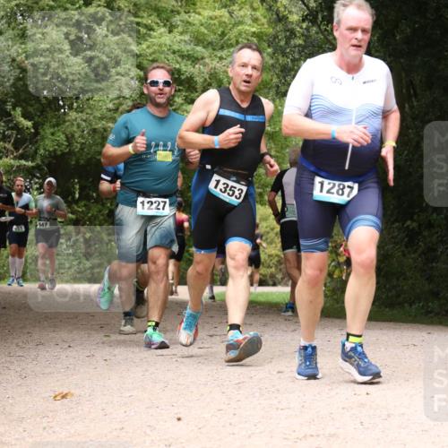 30.08.2026 - Elbe Triathlon Hamburg Antke Förster http://msf.ph/oto/10103421 30.08.2026 11:41:20 Laufen 847, 483, 2025, 1227, 1353, 1287 meine-sportfotos.de