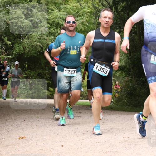 30.08.2026 - Elbe Triathlon Hamburg Antke Förster http://msf.ph/oto/10103423 30.08.2026 11:41:20 Laufen 33, 847, 2, 025, 1227, 1353, 1281 meine-sportfotos.de