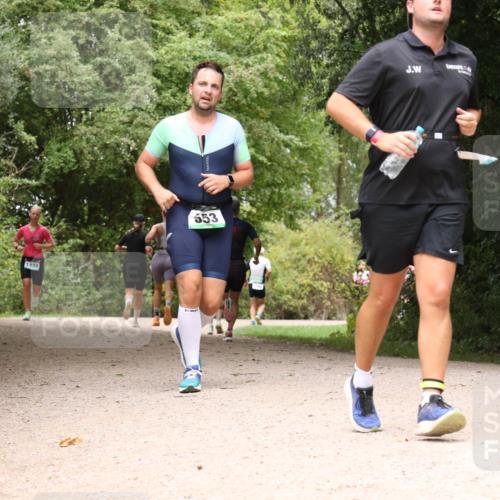 30.08.2026 - Elbe Triathlon Hamburg Antke Förster http://msf.ph/oto/10103441 30.08.2026 11:41:30 Laufen 1434, 553 meine-sportfotos.de