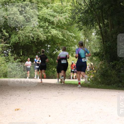 30.08.2026 - Elbe Triathlon Hamburg Antke Förster http://msf.ph/oto/10103457 30.08.2026 11:41:37 Laufen 1522, 1513 meine-sportfotos.de