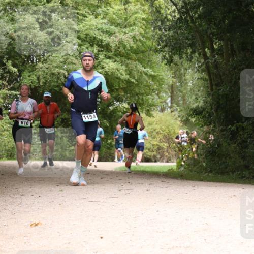 30.08.2026 - Elbe Triathlon Hamburg Antke Förster http://msf.ph/oto/10103463 30.08.2026 11:41:47 Laufen 395, 810, 1239, 1154, 1580 meine-sportfotos.de