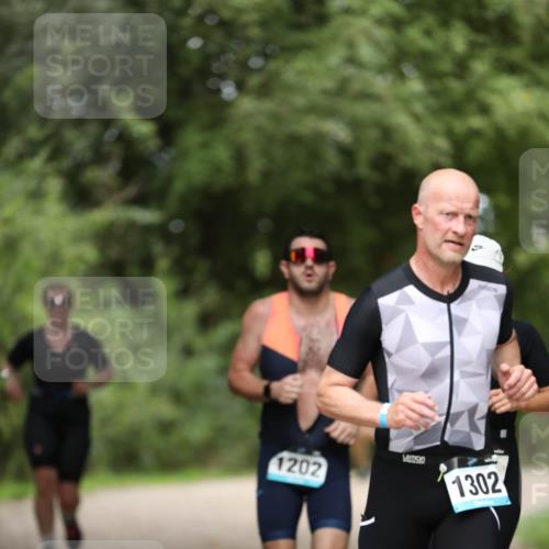 30.08.2026 - Elbe Triathlon Hamburg Antke Förster http://msf.ph/oto/10103470 30.08.2026 11:38:26 Laufen 1202, 1302 meine-sportfotos.de