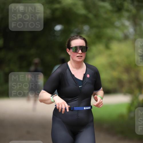 30.08.2026 - Elbe Triathlon Hamburg Antke Förster http://msf.ph/oto/10103478 30.08.2026 11:38:33 Laufen  meine-sportfotos.de
