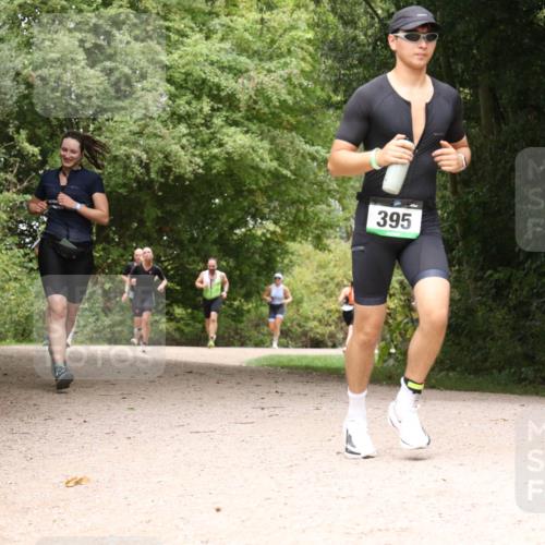 30.08.2026 - Elbe Triathlon Hamburg Antke Förster http://msf.ph/oto/10103481 30.08.2026 11:41:54 Laufen 395 meine-sportfotos.de