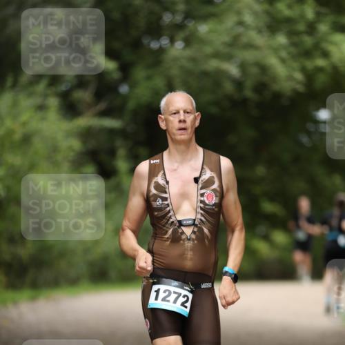 30.08.2026 - Elbe Triathlon Hamburg Antke Förster http://msf.ph/oto/10103524 30.08.2026 11:39:16 Laufen 1272 meine-sportfotos.de