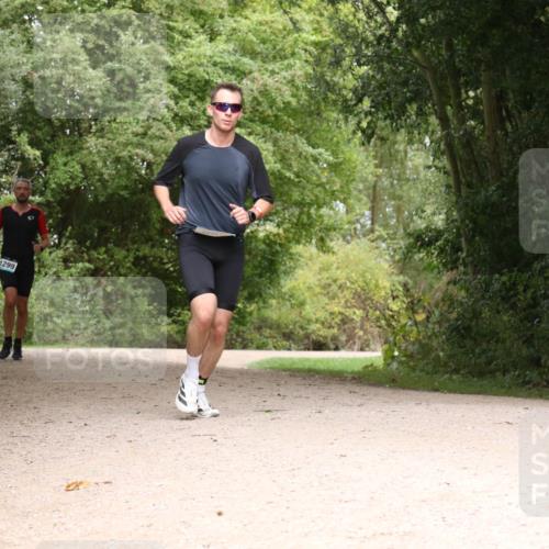 30.08.2026 - Elbe Triathlon Hamburg Antke Förster http://msf.ph/oto/10103573 30.08.2026 11:42:51 Laufen 1299 meine-sportfotos.de