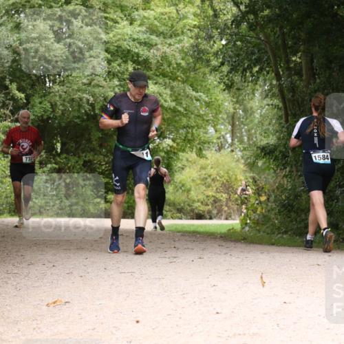 30.08.2026 - Elbe Triathlon Hamburg Antke Förster http://msf.ph/oto/10103639 30.08.2026 11:44:04 Laufen 737, 1584 meine-sportfotos.de