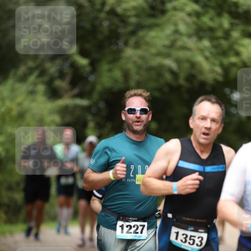 30.08.2026 - Elbe Triathlon Hamburg Antke Förster http://msf.ph/oto/10103728 30.08.2026 11:41:20 Laufen 209, 39, 1227, 1353 meine-sportfotos.de