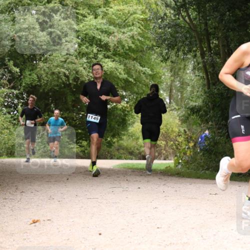 30.08.2026 - Elbe Triathlon Hamburg Antke Förster http://msf.ph/oto/10103795 30.08.2026 11:46:40 Laufen 1145 meine-sportfotos.de