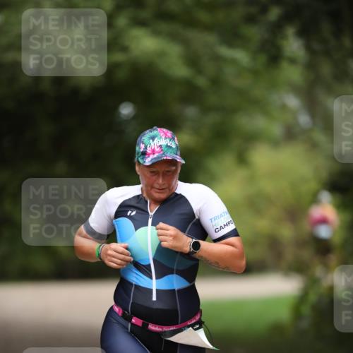 30.08.2026 - Elbe Triathlon Hamburg Antke Förster http://msf.ph/oto/10103876 30.08.2026 11:42:47 Laufen  meine-sportfotos.de
