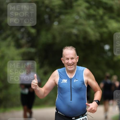30.08.2026 - Elbe Triathlon Hamburg Antke Förster http://msf.ph/oto/10103906 30.08.2026 11:43:19 Laufen 1338 meine-sportfotos.de