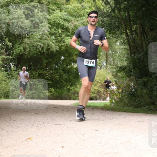 30.08.2026 - Elbe Triathlon Hamburg Antke Förster http://msf.ph/oto/10103921 30.08.2026 11:48:06 Laufen 1274 meine-sportfotos.de