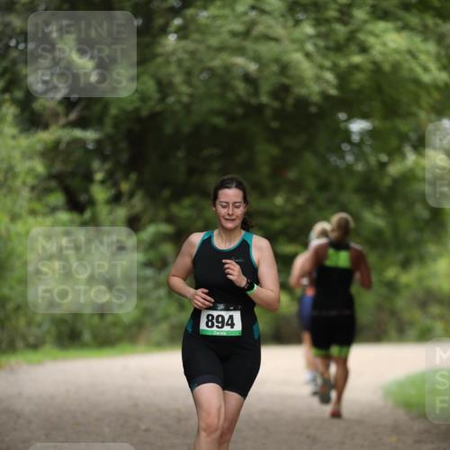30.08.2026 - Elbe Triathlon Hamburg Antke Förster http://msf.ph/oto/10103960 30.08.2026 11:44:24 Laufen 894 meine-sportfotos.de