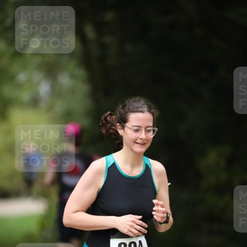 30.08.2026 - Elbe Triathlon Hamburg Antke Förster http://msf.ph/oto/10103966 30.08.2026 11:44:26 Laufen 894 meine-sportfotos.de