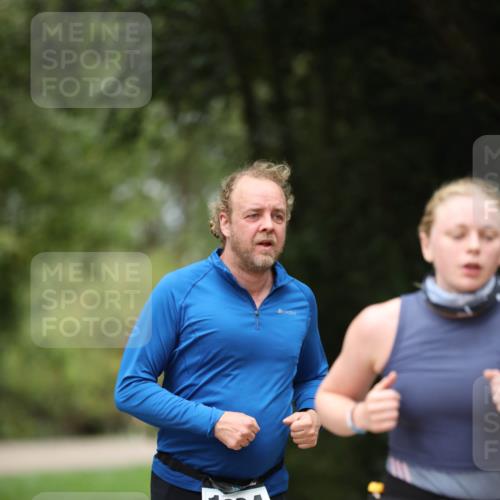 30.08.2026 - Elbe Triathlon Hamburg Antke Förster http://msf.ph/oto/10103978 30.08.2026 11:44:42 Laufen 1294 meine-sportfotos.de