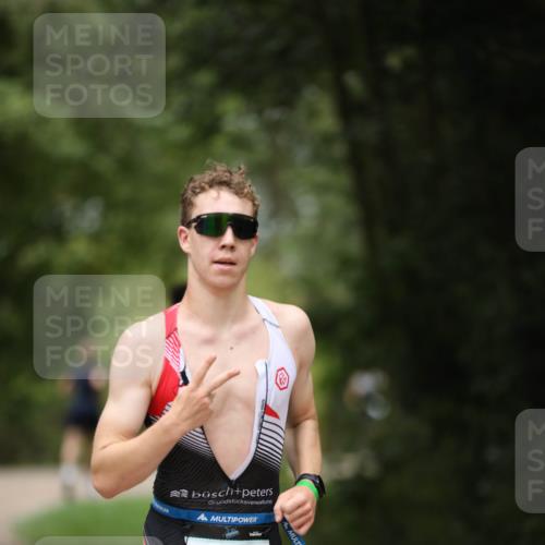 30.08.2026 - Elbe Triathlon Hamburg Antke Förster http://msf.ph/oto/10104002 30.08.2026 11:44:58 Laufen 445 meine-sportfotos.de