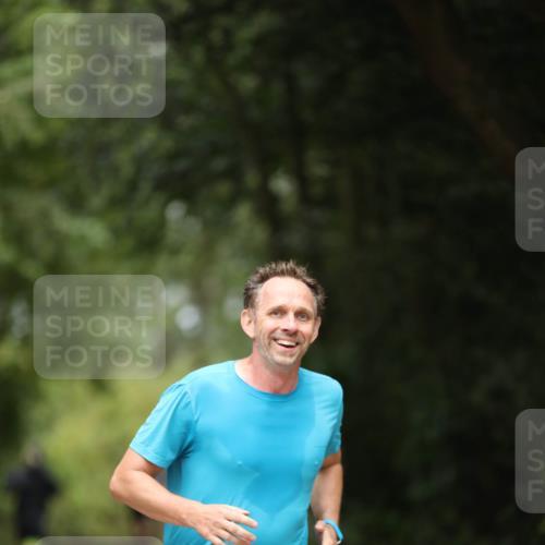 30.08.2026 - Elbe Triathlon Hamburg Antke Förster http://msf.ph/oto/10104122 30.08.2026 11:46:49 Laufen  meine-sportfotos.de