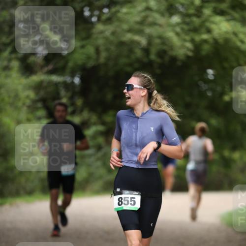 30.08.2026 - Elbe Triathlon Hamburg Antke Förster http://msf.ph/oto/10104196 30.08.2026 11:47:48 Laufen 855 meine-sportfotos.de