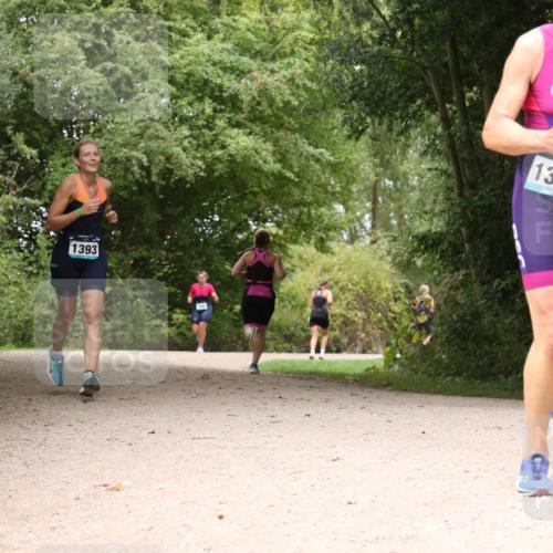 30.08.2026 - Elbe Triathlon Hamburg Antke Förster http://msf.ph/oto/10104203 30.08.2026 11:52:18 Laufen 1393, 1343 meine-sportfotos.de