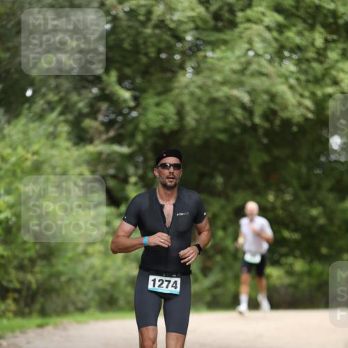 30.08.2026 - Elbe Triathlon Hamburg Antke Förster http://msf.ph/oto/10104224 30.08.2026 11:48:04 Laufen 1274 meine-sportfotos.de