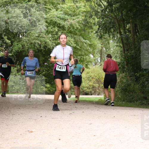 30.08.2026 - Elbe Triathlon Hamburg Antke Förster http://msf.ph/oto/10104237 30.08.2026 11:52:44 Laufen 468, 1428, 1411 meine-sportfotos.de
