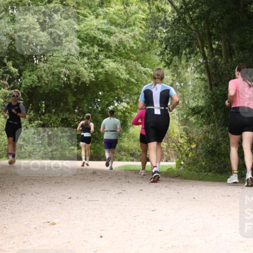 30.08.2026 - Elbe Triathlon Hamburg Antke Förster http://msf.ph/oto/10104305 30.08.2026 11:53:29 Laufen  meine-sportfotos.de